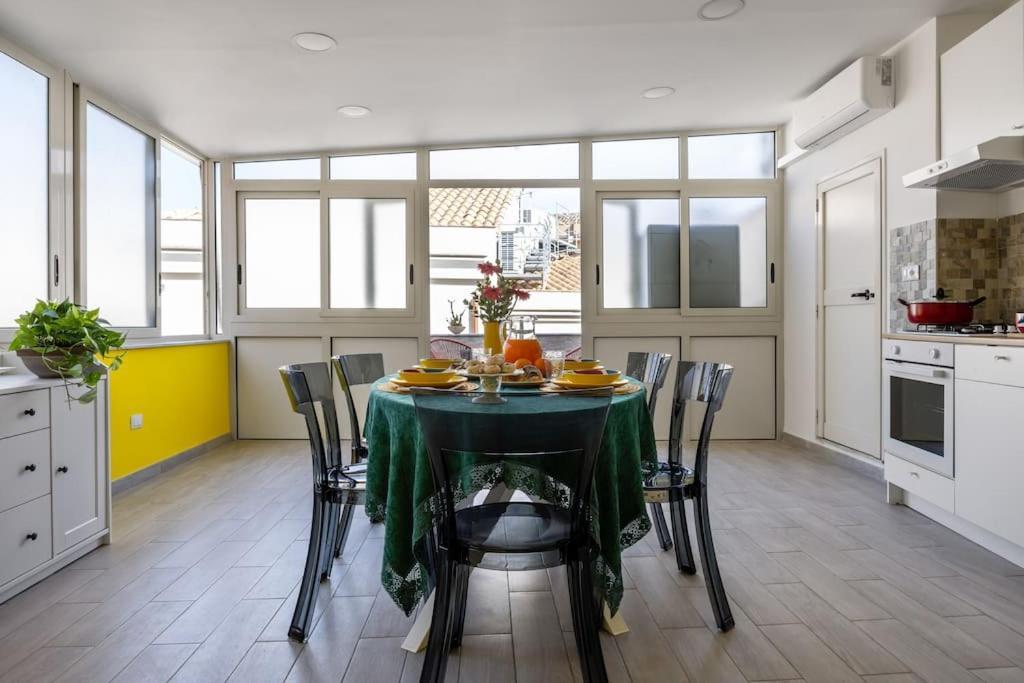 Vista San Domenico Apartment Палермо Екстериор снимка