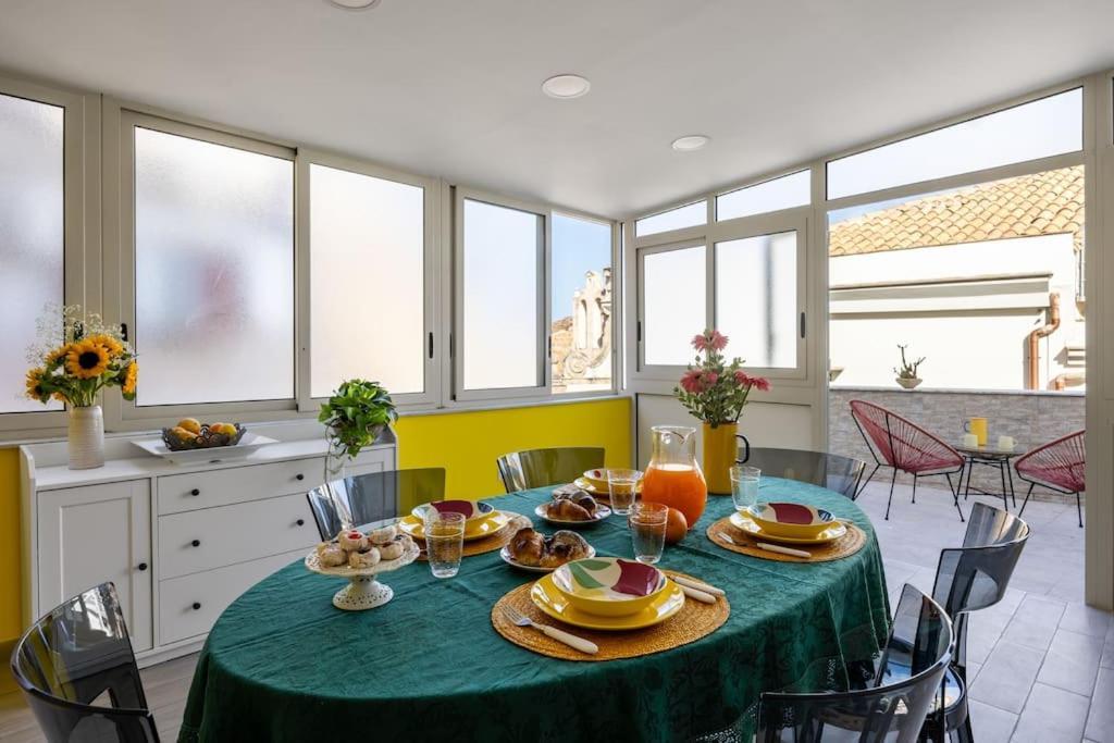 Vista San Domenico Apartment Палермо Екстериор снимка