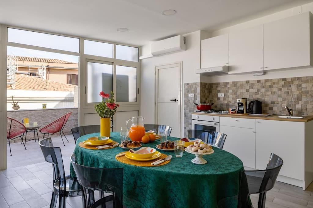 Vista San Domenico Apartment Палермо Екстериор снимка